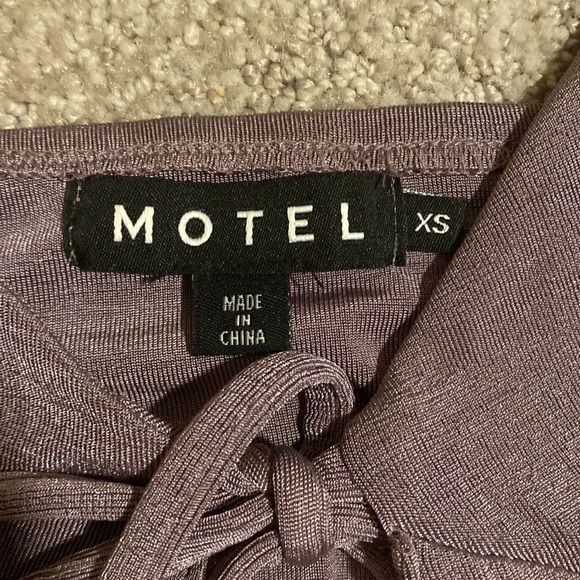 Motel Rocks tank - Picture 2 of 3